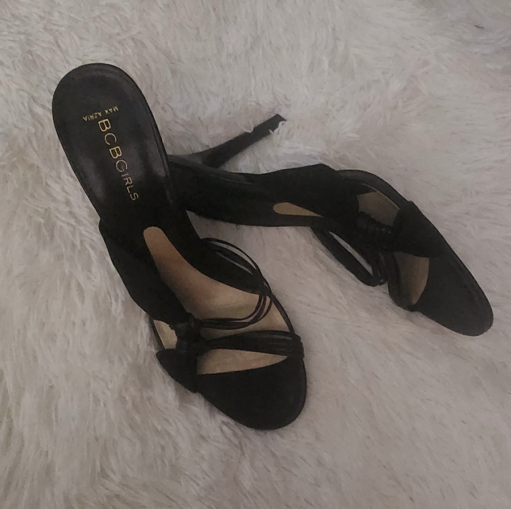 BCBG SUMMER HEELS BARELY WORN